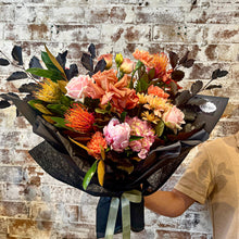 Load image into Gallery viewer, FLORIST CHOICE