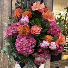 Load image into Gallery viewer, FLORIST CHOICE
