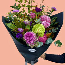 Load image into Gallery viewer, Cool Bouquet of Flowers | Flower Delivery Services | Emporio Home &amp; Flowers
